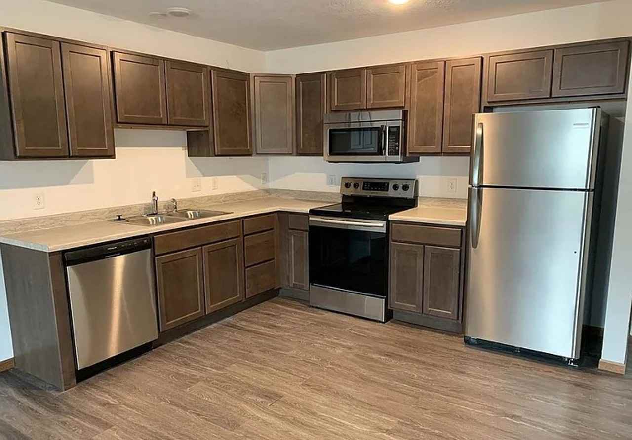 2 Months Free!! - Photo 3 of 31