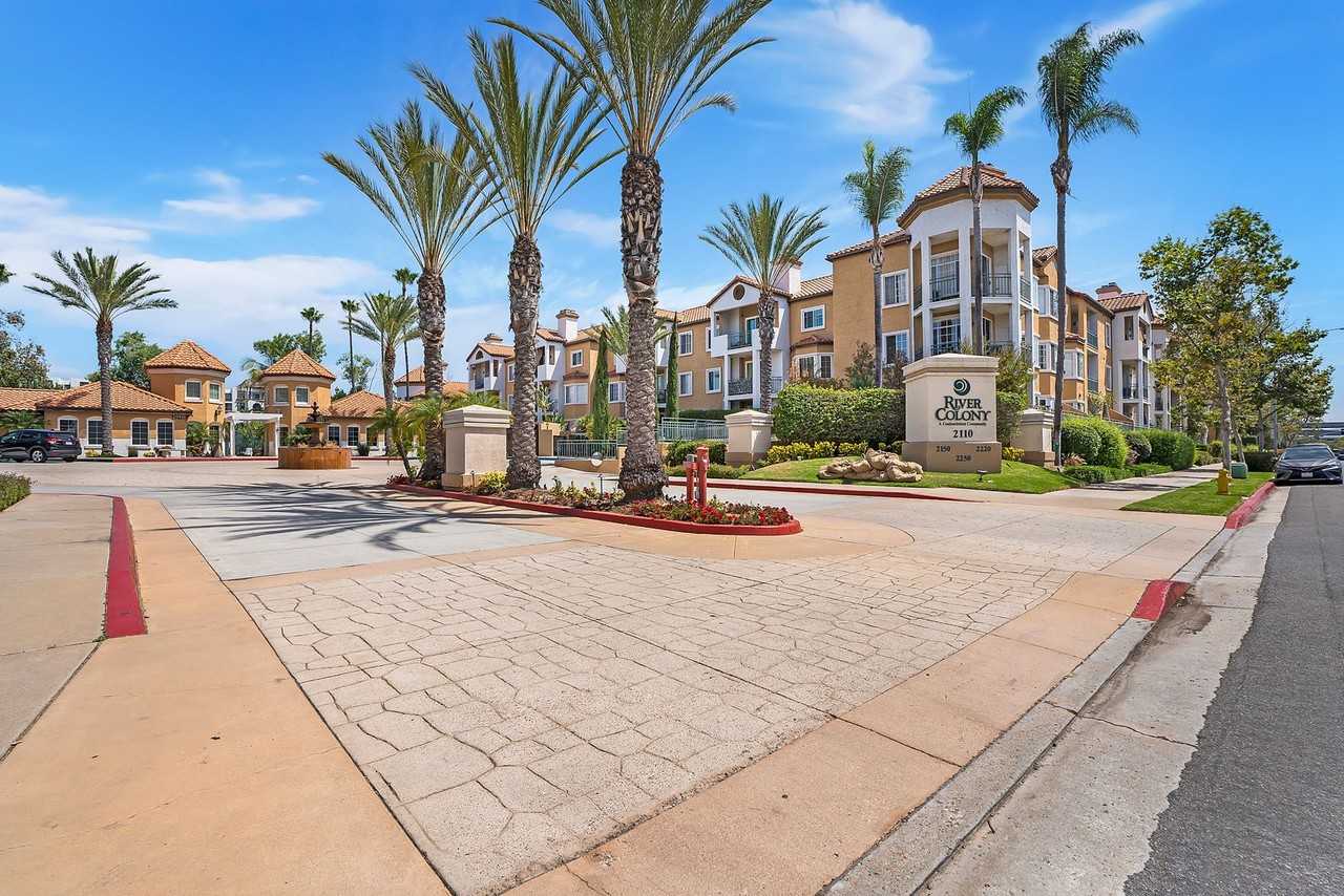 1950 Camino De La Reina #116