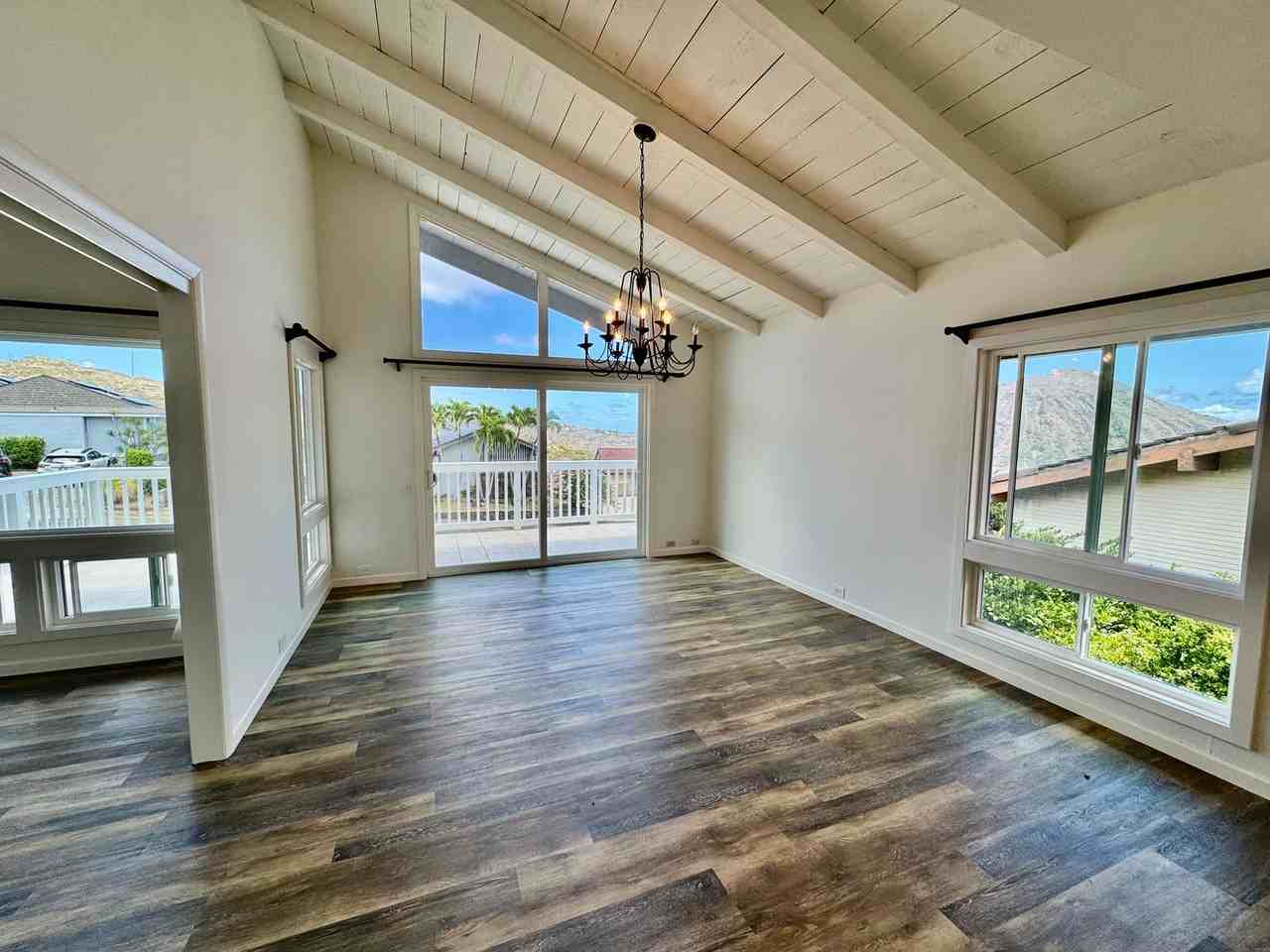 956 Kaluanui Rd - Photo 3 of 29