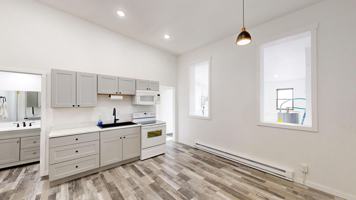 featured image of 105 W Oak St