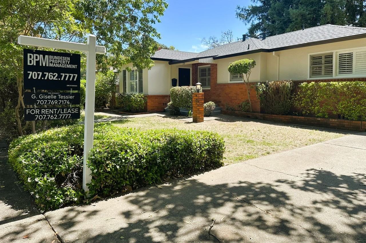 1218 Spencer Ave - Photo 2 of 28