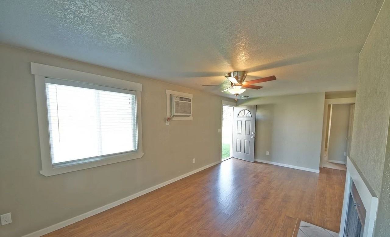3432 S Constitution Way - Photo 3 of 12