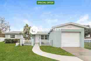 935 S Courtenay Pkwy - Photo 1 of 1