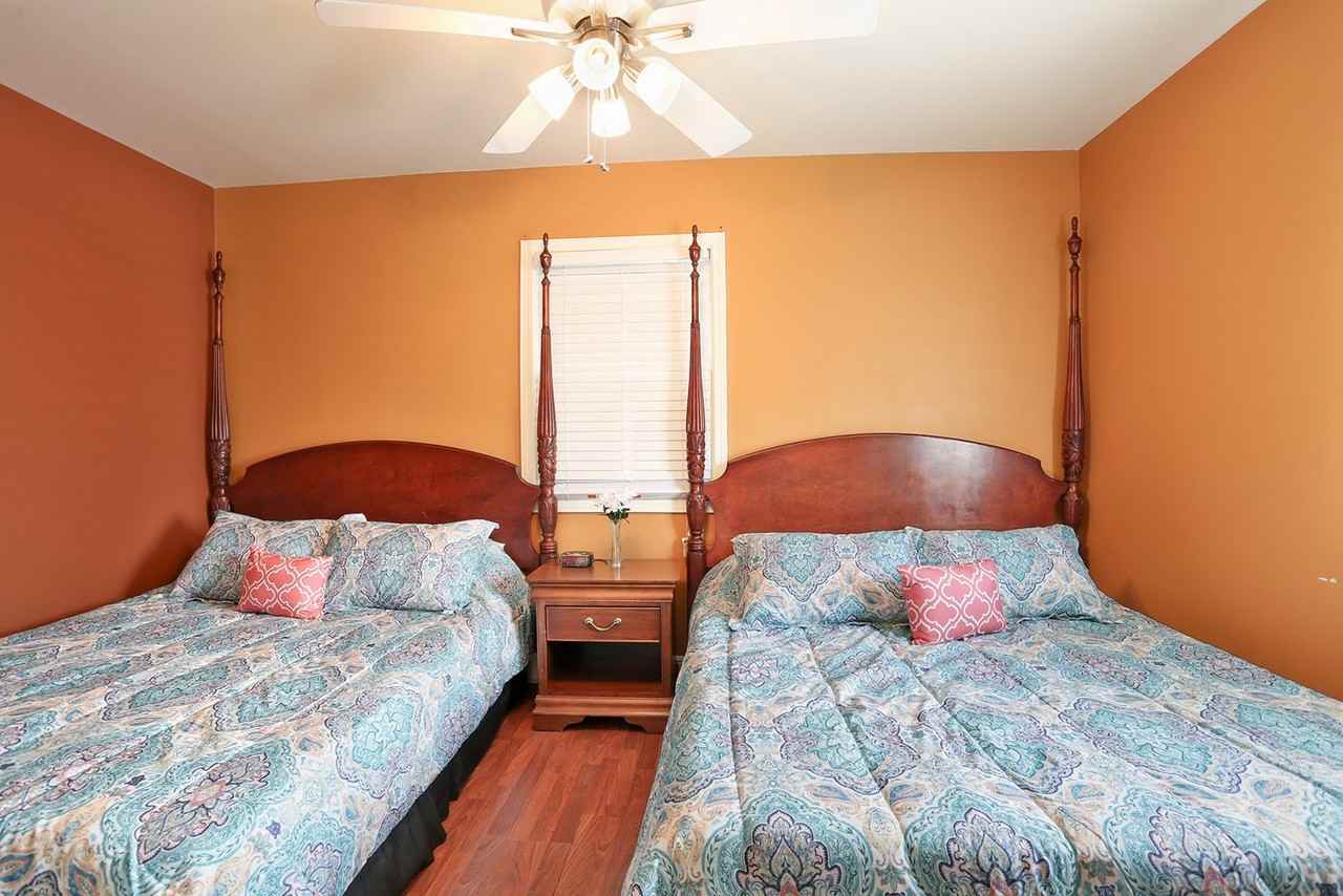 1858 Burgundy St #B - Photo 7 of 9