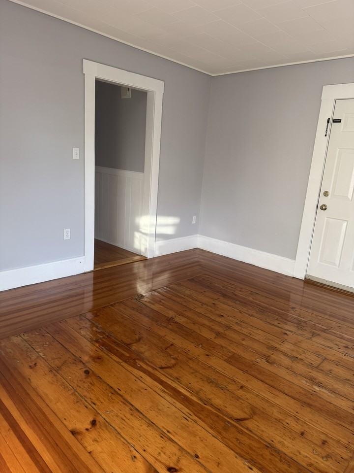 5 Jordan Ave #2 - Photo 3 of 9