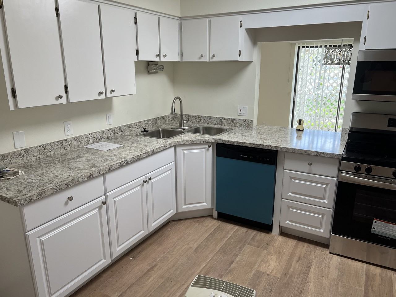 442 Myrtlewood Rd #NA - Photo 2 of 14