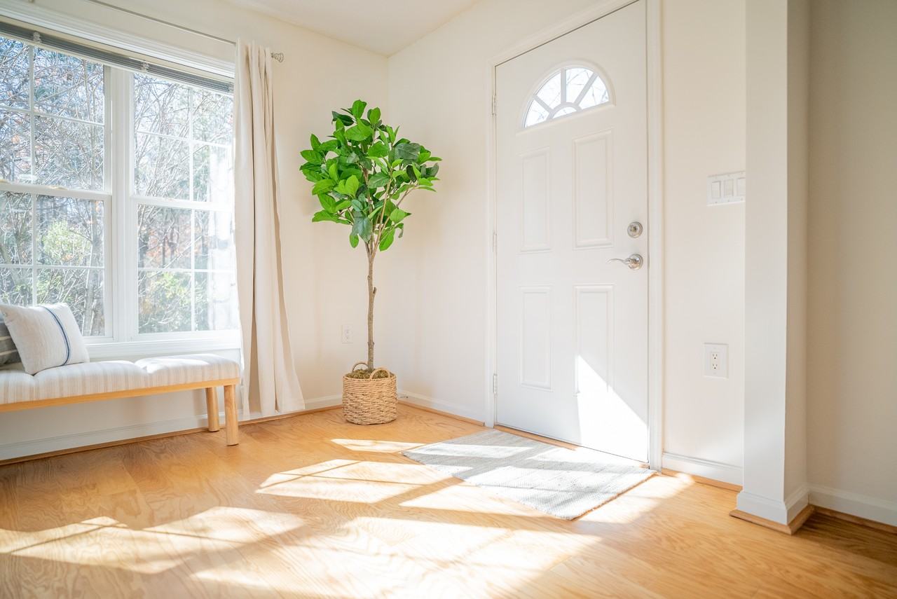 2510 Gordon Glen Ct #100 - Photo 7 of 15