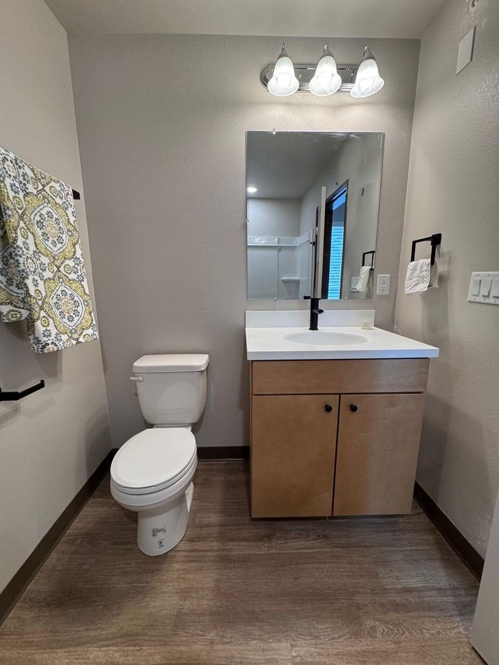 730 West Prospect Road - Photo 6 of 25