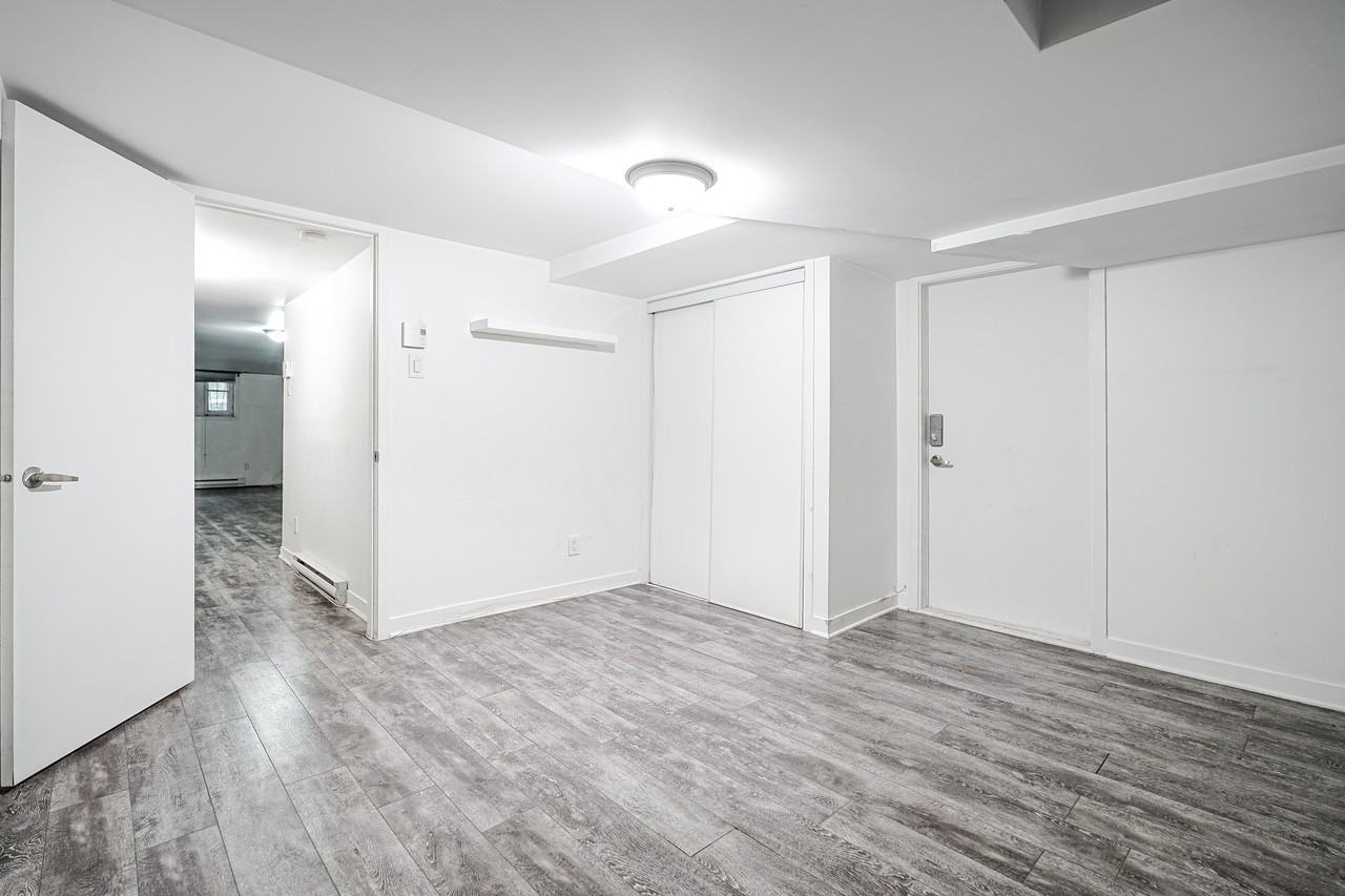 4105 Av Papineau #4105B - Photo 3 of 12