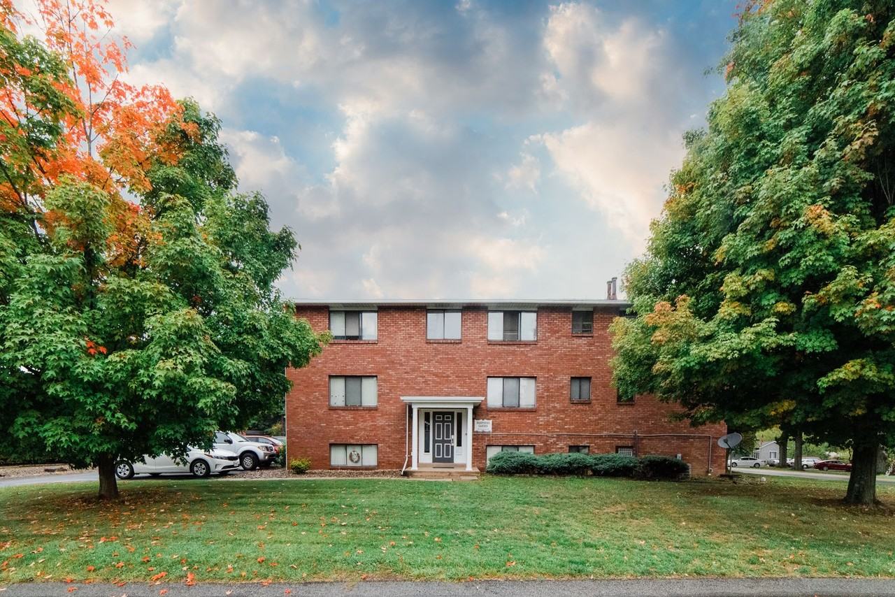 Fairhaven Garden and Hampshire Garden - Photo 3 of 15