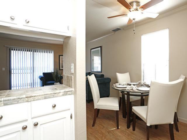 7100 Shoreline Dr - Photo 7 of 14