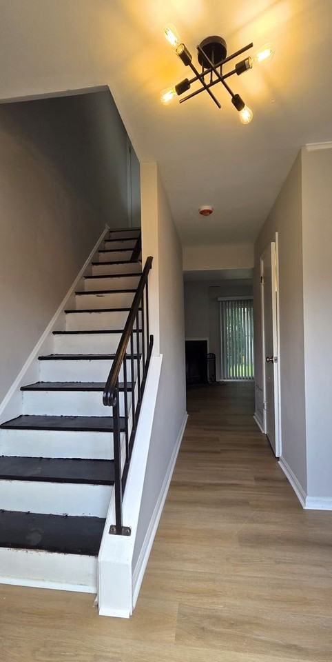 110 Shoreline Dr - Photo 3 of 26