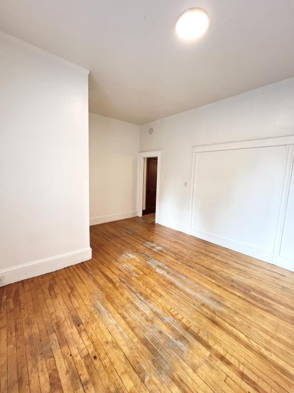 237 High St Apt 3 - Photo 4 of 11