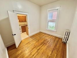 featured image of 237 High St Apt 3 #Apt 3