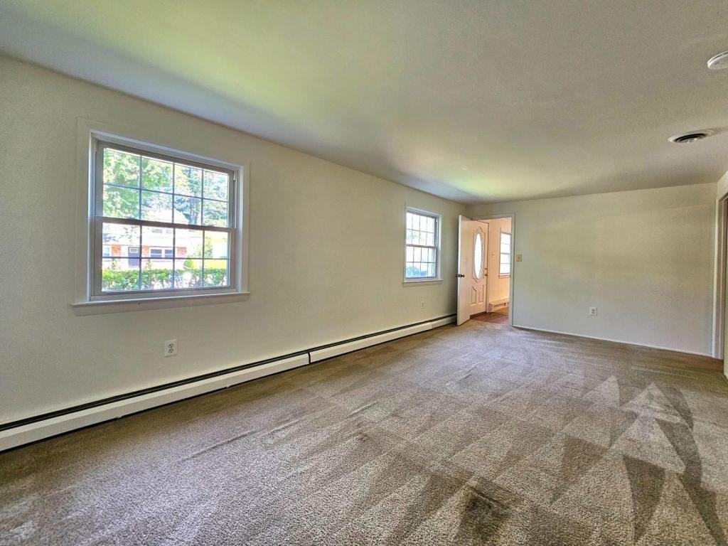 4123 Glendale Rd - Photo 7 of 28