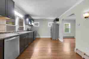 featured image of 43 Crescent Ave