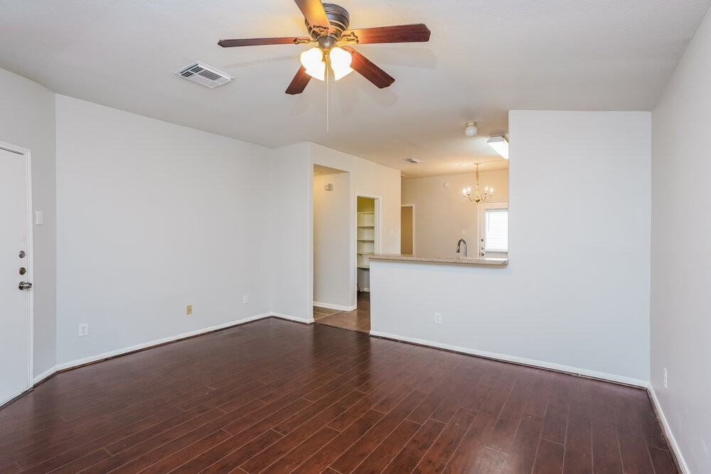 20922 Neelie Ct - Photo 5 of 16
