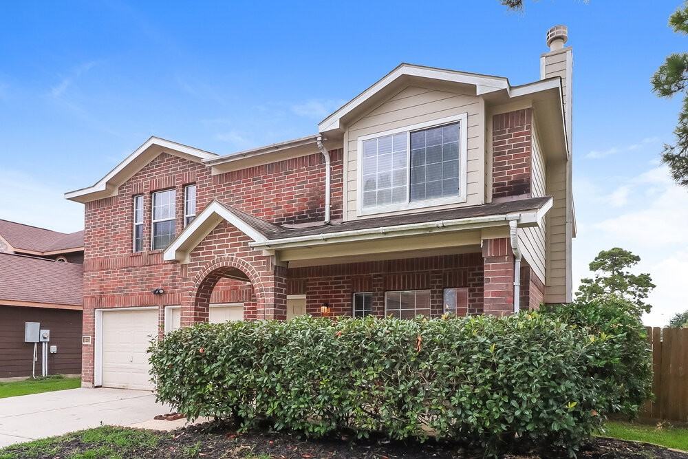 12202 Greencanyon Dr - Photo 4 of 17