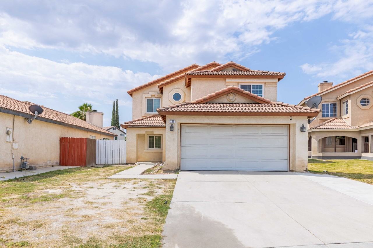 249 Flicker Way - Photo 2 of 18