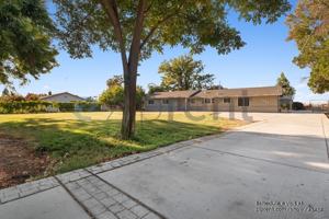 featured image of 6404 E Woodward Ave