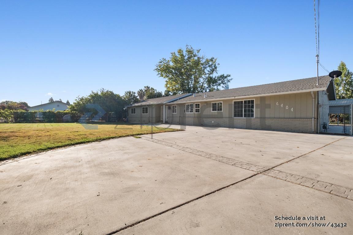 6404 E Woodward Ave - Photo 2 of 44