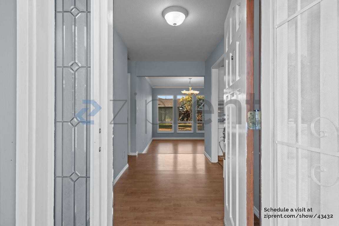 6404 E Woodward Ave - Photo 6 of 44