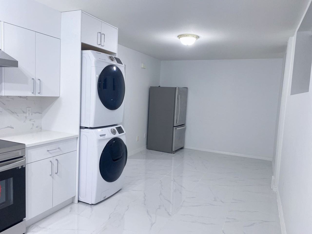 4600 Watling Street - Photo 2 of 14