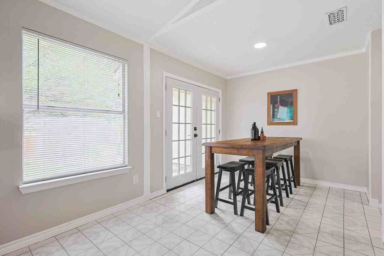 2502 High Hollow Dr #NA - Photo 3 of 46