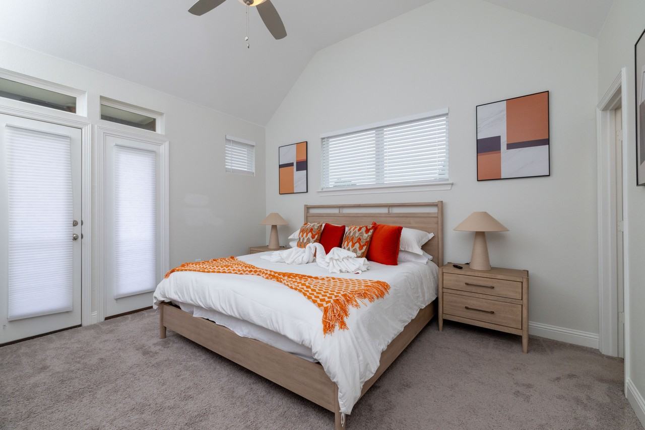 450 S Edna Ave #NA - Photo 3 of 33