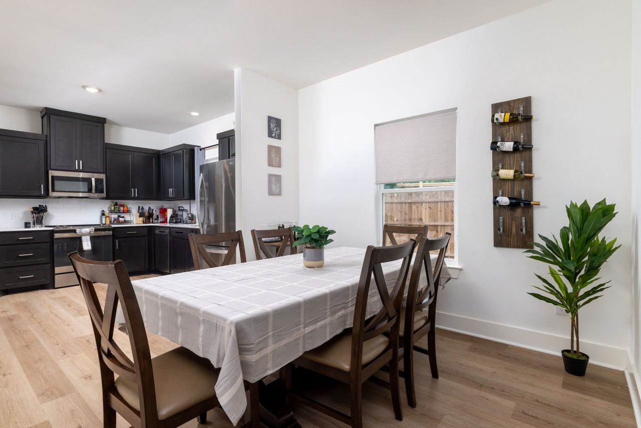 916 E Terrell Ave #NA - Photo 6 of 33