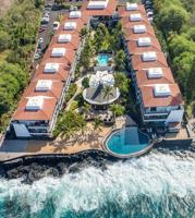 featured image of 75-6082 Alii Dr #229