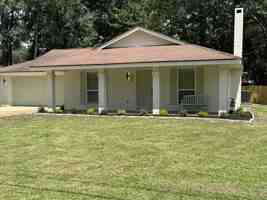featured image of 104 Comanche Dr #NA