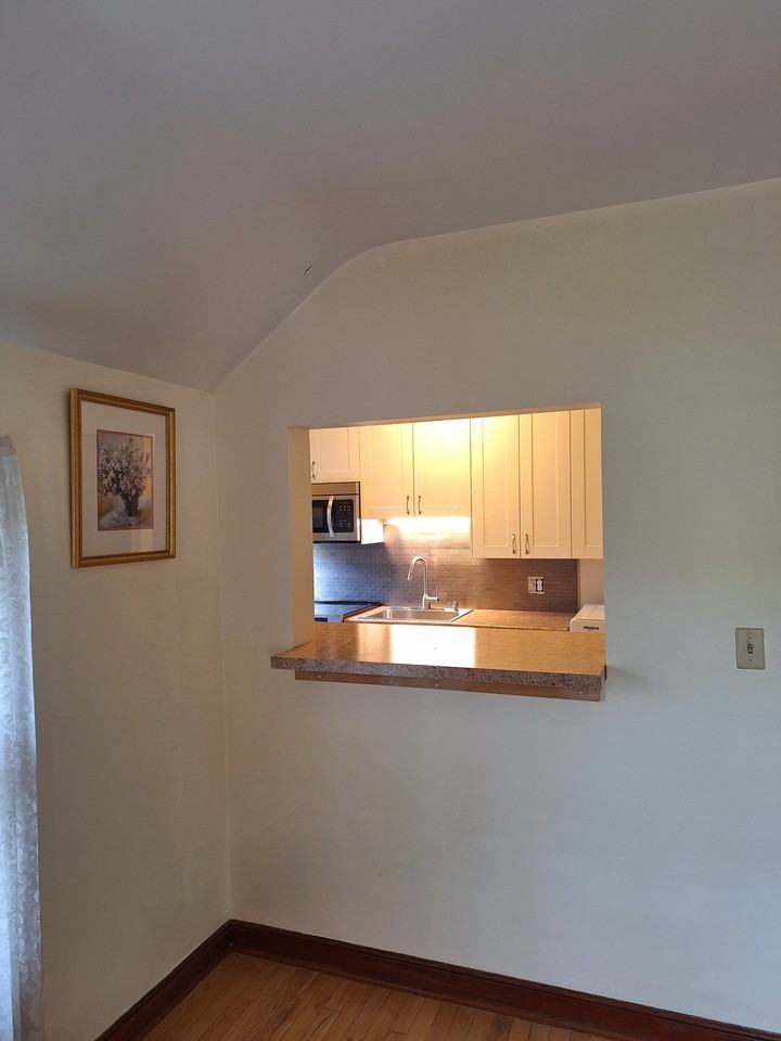 384 Hall Ave #2 - Photo 3 of 12