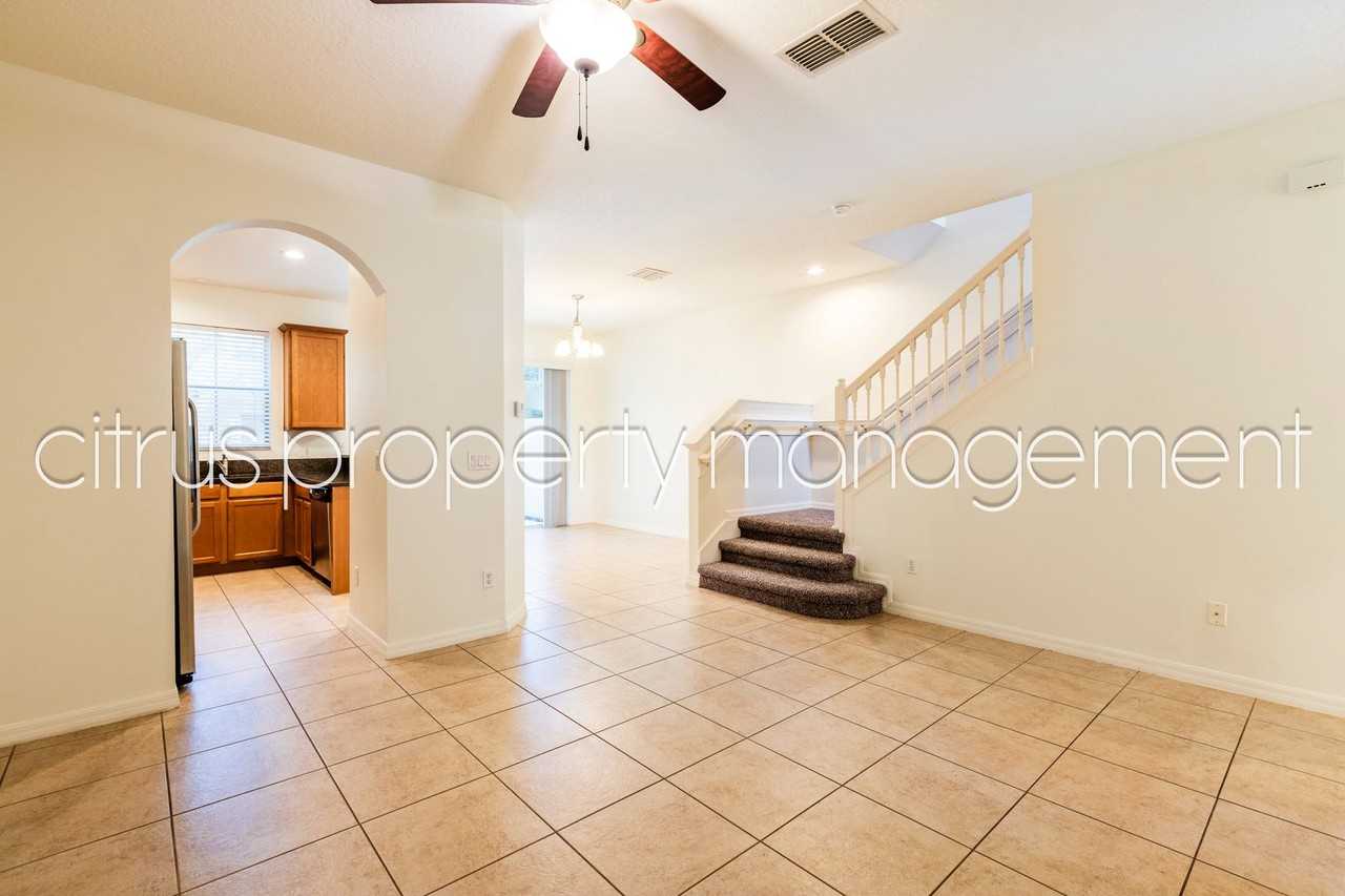 5260 Hidden Cypress Ln - Photo 7 of 31