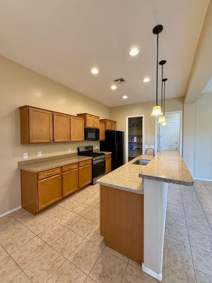 13005 E Vega St - Photo 3 of 30