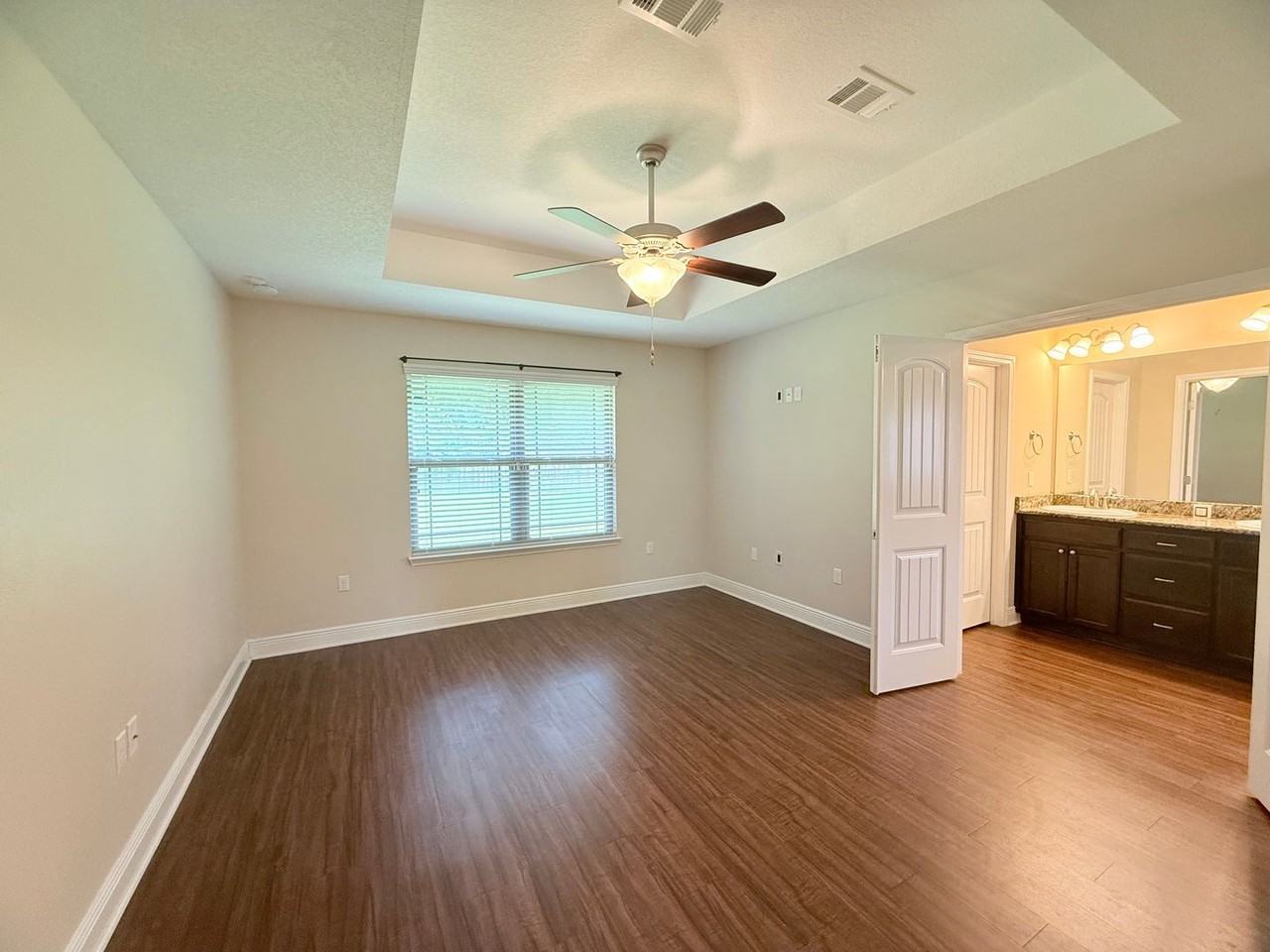 5227 English Oak Dr - Photo 6 of 15