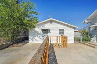 200 Sw 6th Ave #NA - Photo 1 of 1