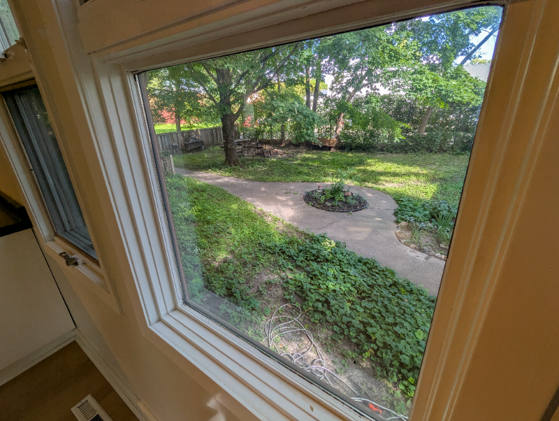 1224 Newton Ave N #1E - Photo 2 of 27