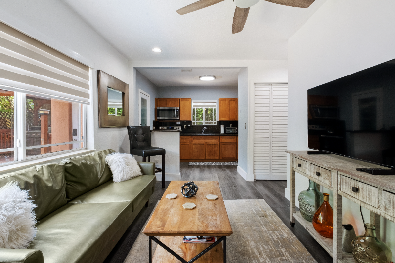 37 Nwter #B - Photo 3 of 12