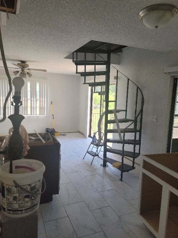 5635 Struthers Ct - Photo 3 of 8