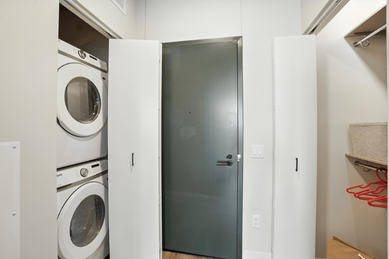 378 N Aberdeen St - Photo 7 of 17