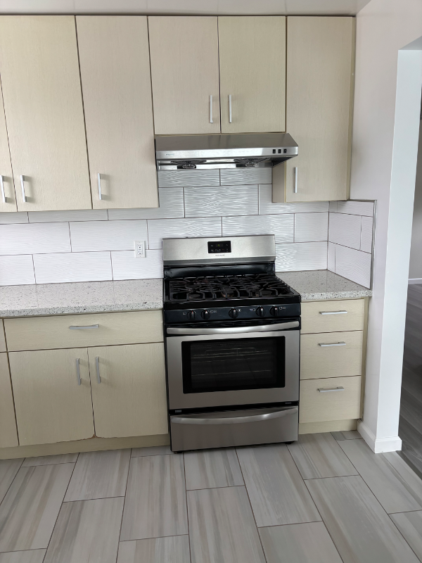 189 Catalina Ave - Photo 3 of 17