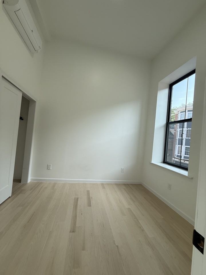 59-61 Broadway - Photo 4 of 13