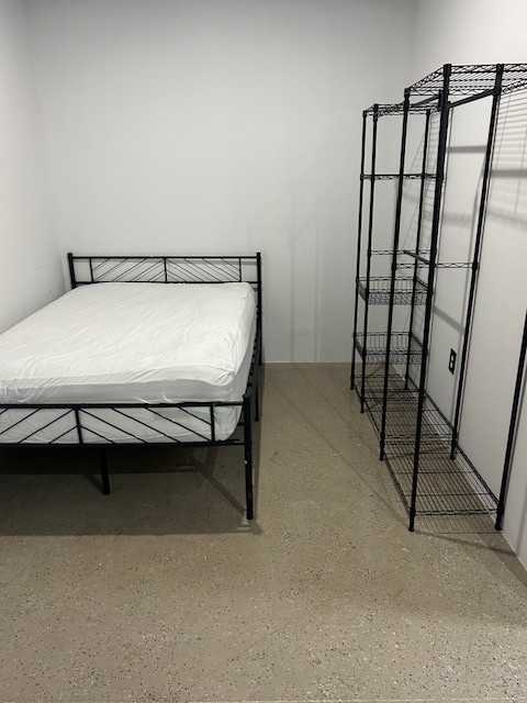 21 South Pershing Avenue - Photo 3 of 10