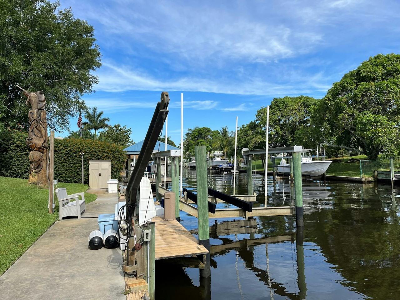 510 Southwest South Carolina Drive - Photo 3 of 15