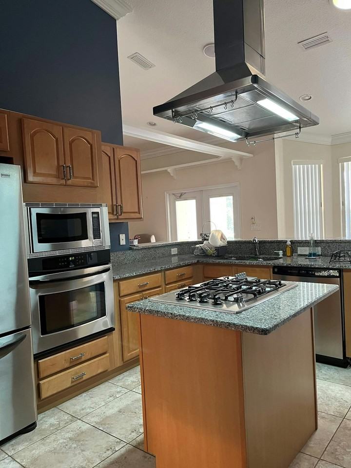 510 Southwest South Carolina Drive - Photo 6 of 15