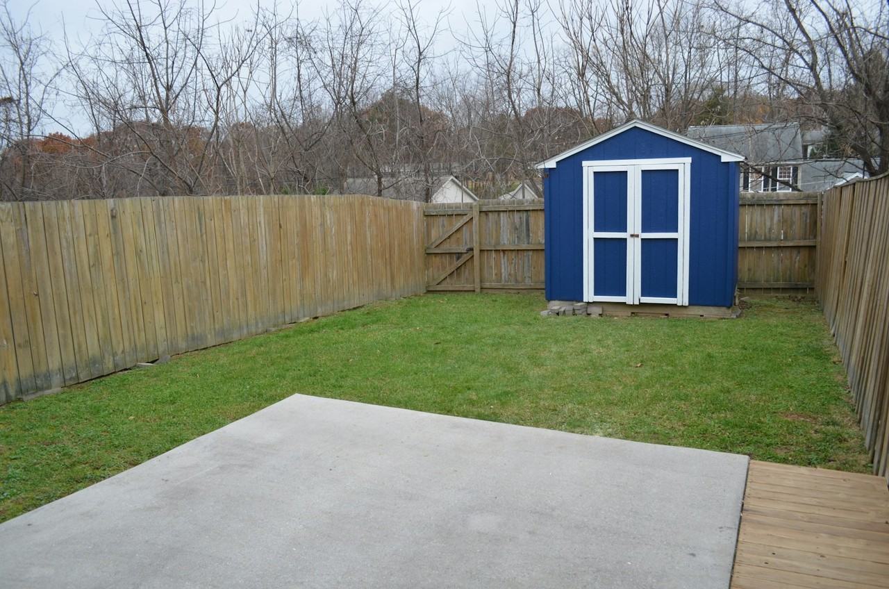 97 Lee Ann Court - Photo 2 of 20