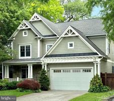 featured image of 4501 Walsh St