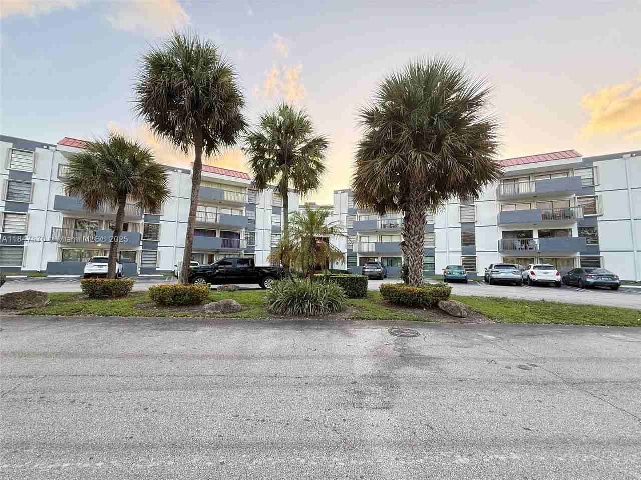 5900 Southwest 127th Avenue #3320 - Photo 3 of 31