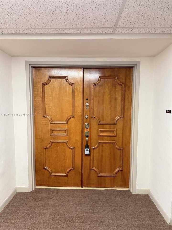 5900 Southwest 127th Avenue #3320 - Photo 7 of 31